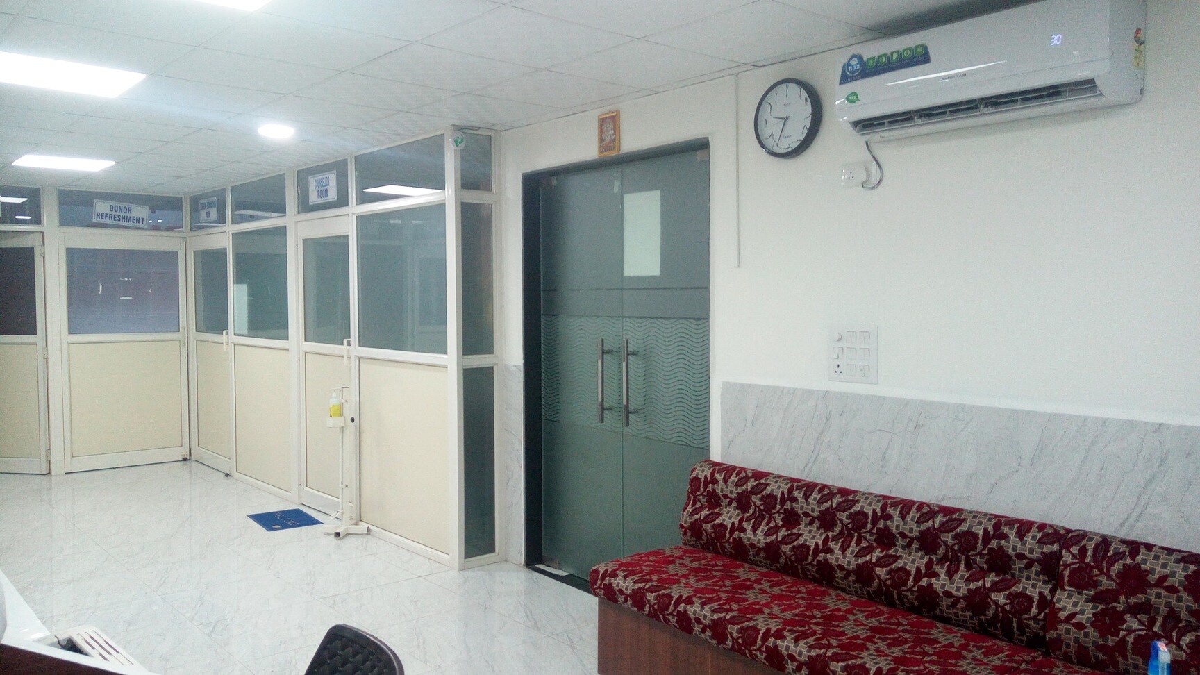 LIFE SAVER BLOOD CENTRE