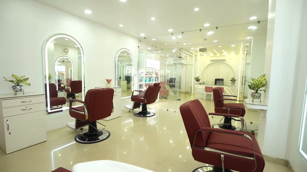 Nikky Bawa Family Salon